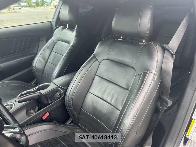 Ford MUSTANG 2020-10 8685573-22