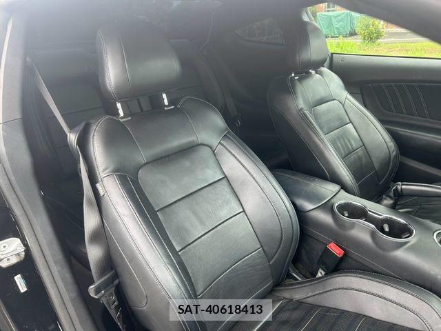 Ford MUSTANG 2020-10 8685573-24