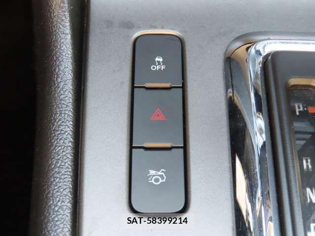 Ford MUSTANG 2012-07 1354199-14