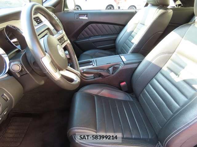 Ford MUSTANG 2012-07 1354199-3