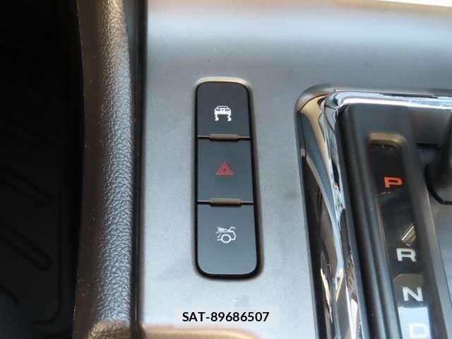 Ford MUSTANG 2010-01 1354198-14