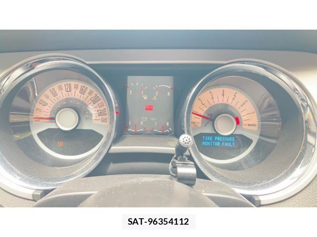 Ford MUSTANG 2011-08 7357801-14