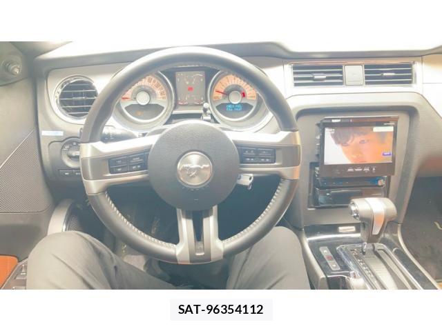 Ford MUSTANG 2011-08 7357801-15