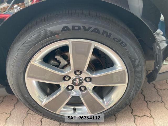 Ford MUSTANG 2011-08 7357801-6