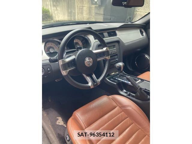 Ford MUSTANG 2011-08 7357801-8