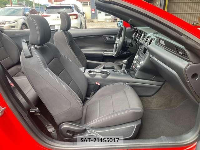 Ford MUSTANG 2015-12 8742207-13