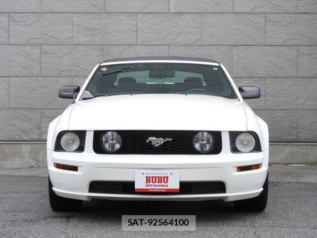 Ford MUSTANG 2007-03 8879803-1