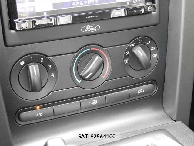 Ford MUSTANG 2007-03 8879803-7
