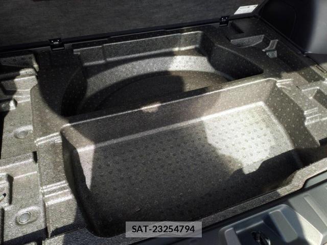 Subaru FORESTER 2023-07 866365-27
