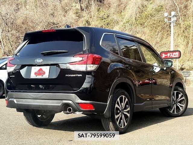 Subaru FORESTER 2018-08 3669937-2
