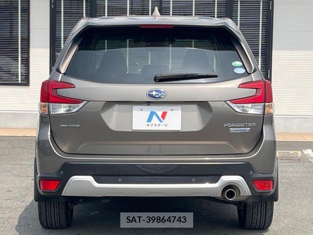 Subaru FORESTER 2018-10 6271696-15