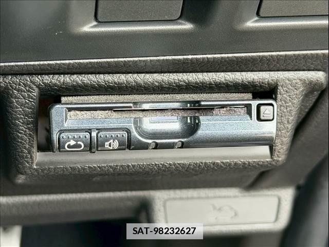 Subaru FORESTER 2014-02 6304179-24