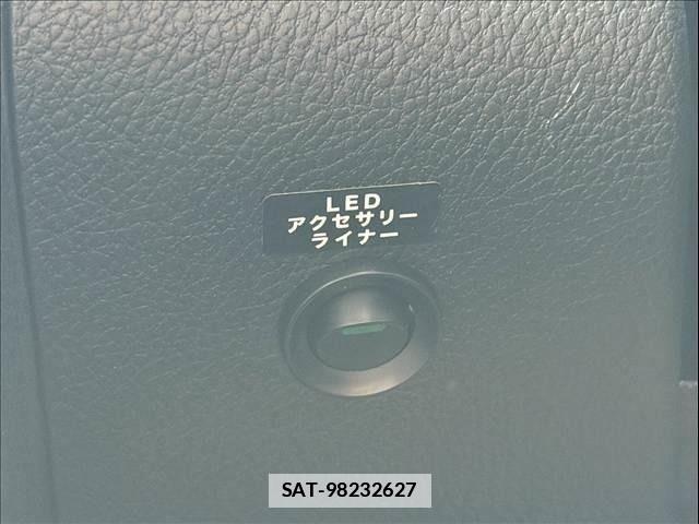 Subaru FORESTER 2014-02 6304179-26