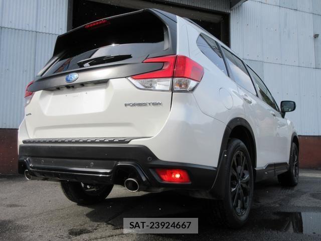 Subaru FORESTER 2025-05 6611947-18