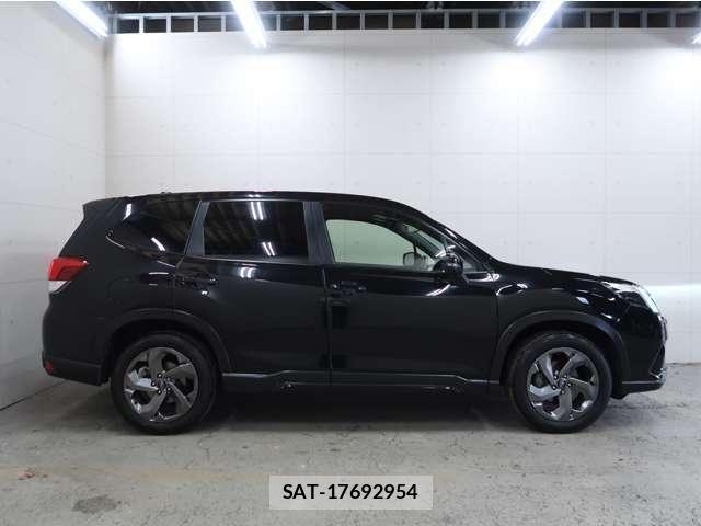 Subaru FORESTER 2023-01 6611948-13