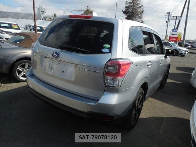 Subaru FORESTER 2017-02 6671379-2