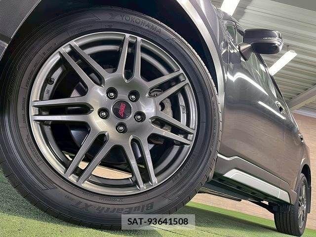 Subaru FORESTER 2019-04 6671357-11