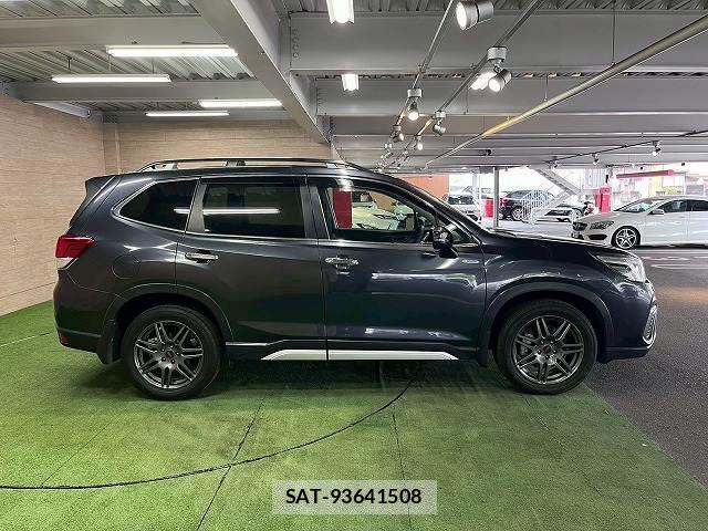 Subaru FORESTER 2019-04 6671357-17
