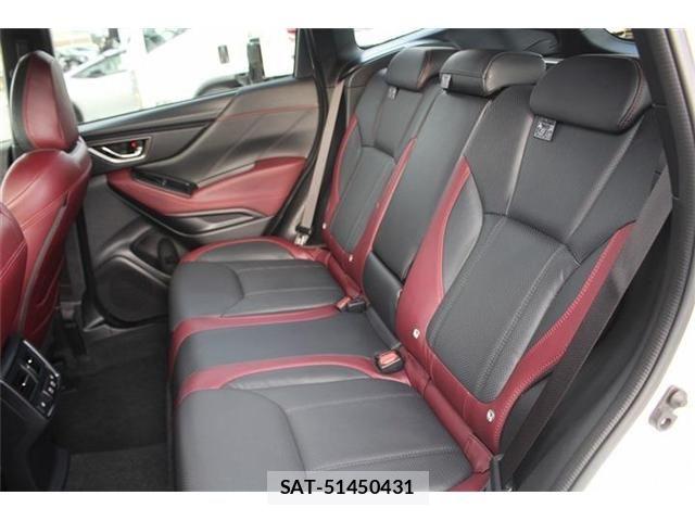 Subaru FORESTER 2023-03 6675977-25
