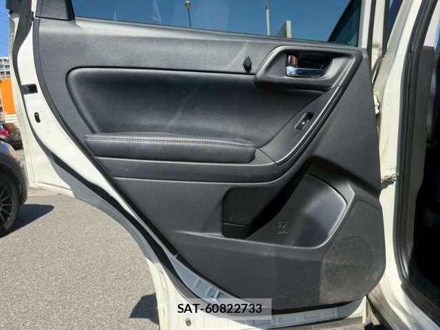 Subaru FORESTER 2015-01 6683780-15