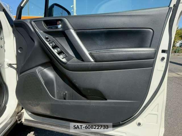 Subaru FORESTER 2015-01 6683780-16