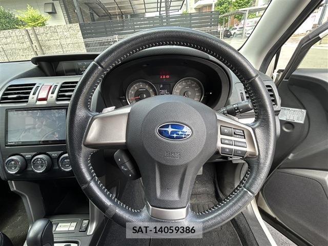 Subaru FORESTER 2013-10 6716165-9