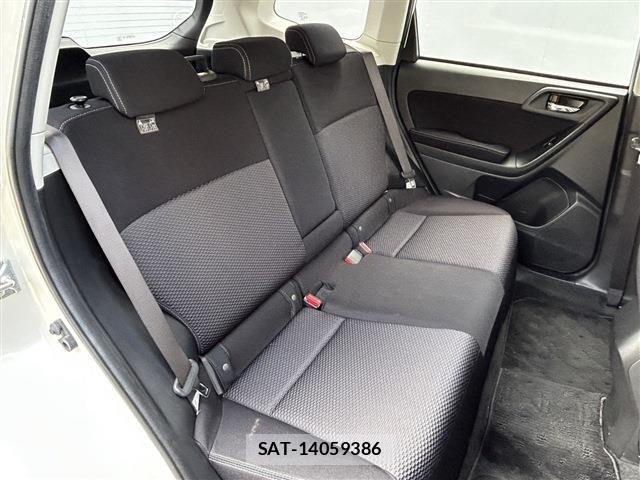 Subaru FORESTER 2013-10 6716165-13
