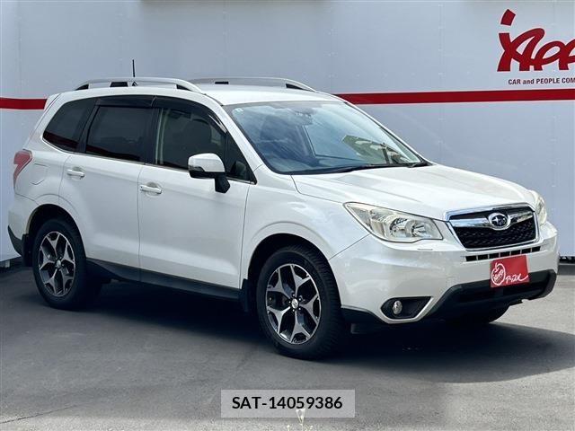 Subaru FORESTER 2013-10 6716165-1