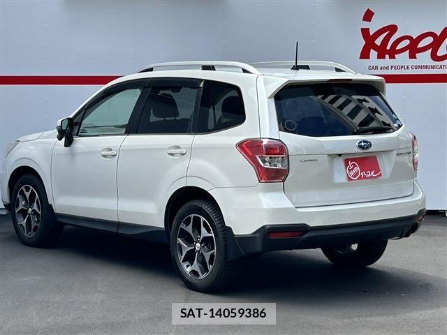 Subaru FORESTER 2013-10 6716165-2