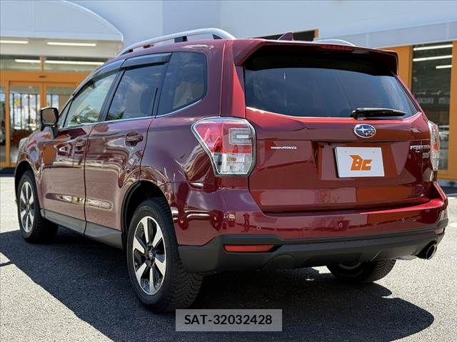 Subaru FORESTER 2016-10 6751634-12