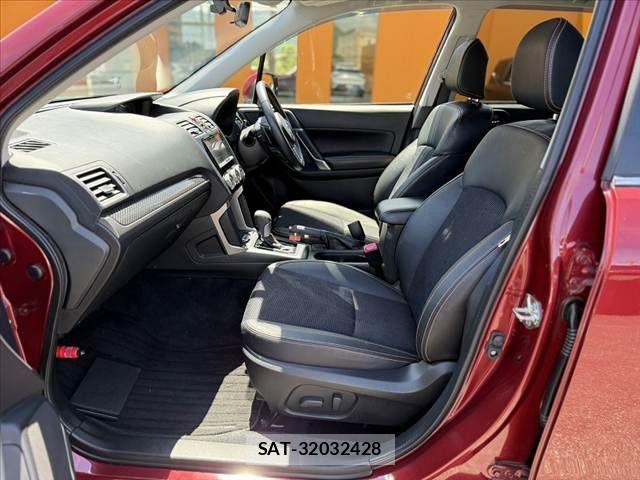 Subaru FORESTER 2016-10 6751634-16