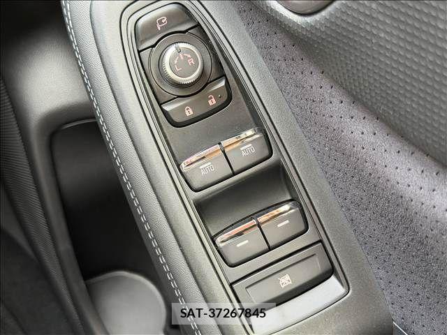 Subaru FORESTER 2021-07 6751623-26
