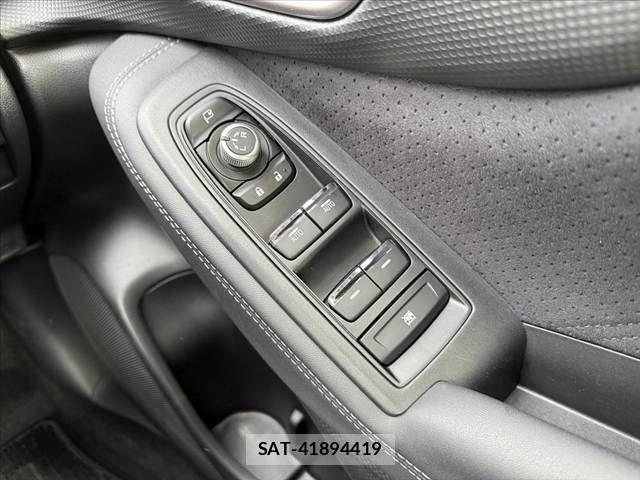 Subaru FORESTER 2021-10 6751615-19
