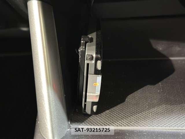 Subaru FORESTER 2011-12 6814971-21