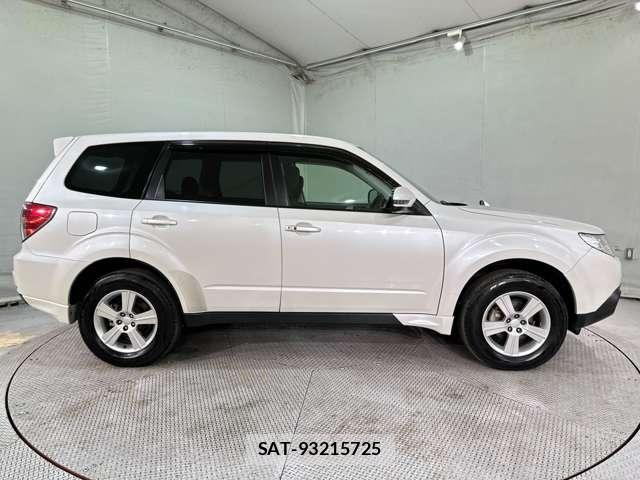 Subaru FORESTER 2011-12 6814971-3