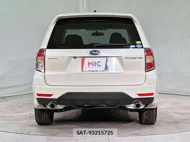 Subaru FORESTER 2011-12 6814971-5