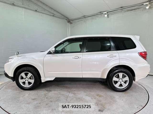 Subaru FORESTER 2011-12 6814971-7