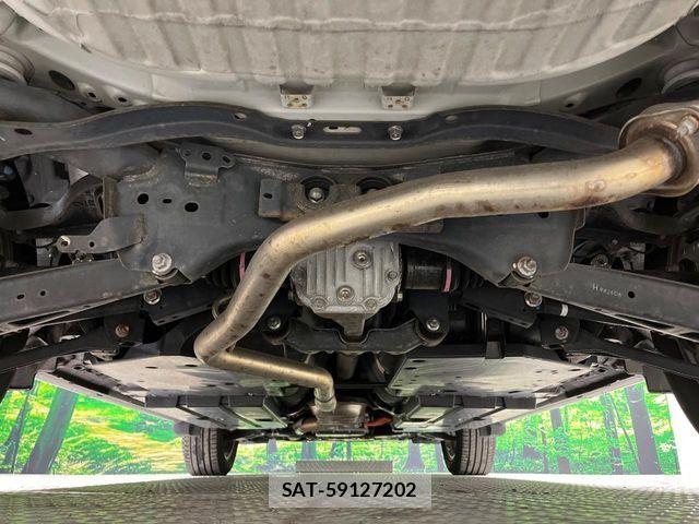Subaru FORESTER 2019-09 6814956-18