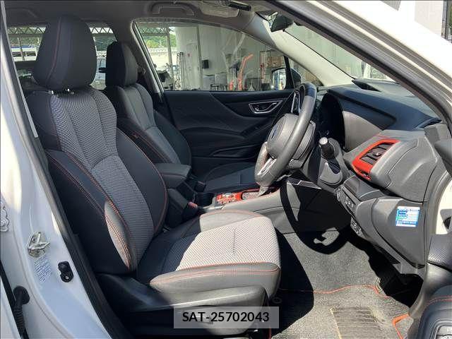 Subaru FORESTER 2019-06 6814957-10