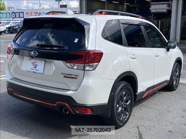 Subaru FORESTER 2019-06 6814957-15