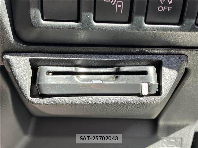 Subaru FORESTER 2019-06 6814957-4