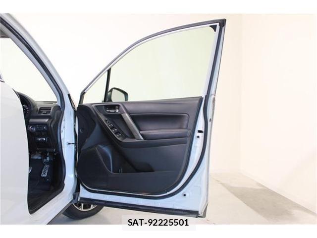 Subaru FORESTER 2013-06 6905322-25