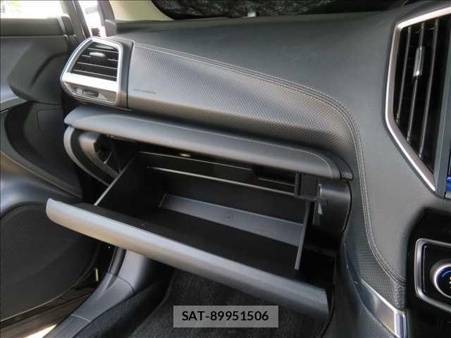 Subaru FORESTER 2018-10 6905284-12