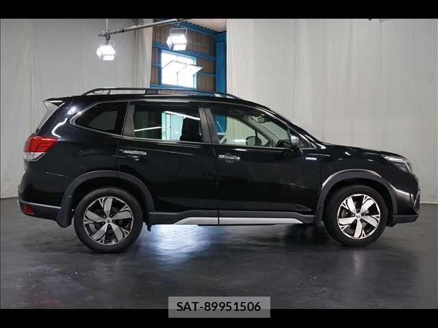 Subaru FORESTER 2018-10 6905284-15