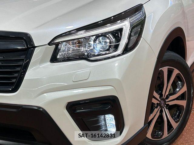 Subaru FORESTER 2019-06 6905272-11