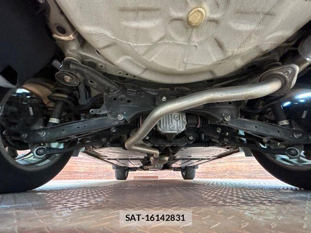 Subaru FORESTER 2019-06 6905272-18
