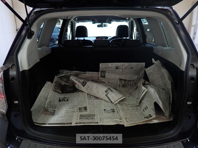 Subaru FORESTER 2017-12 6905257-23