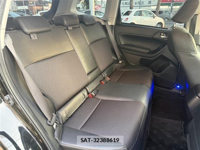 Subaru FORESTER 2014-03 6905328-11