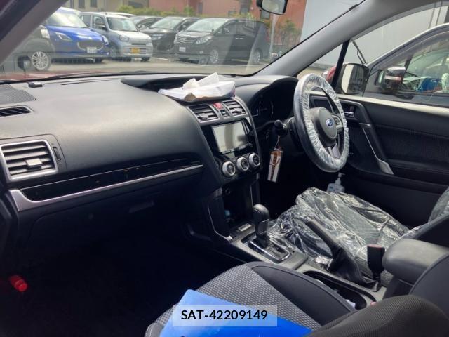 Subaru FORESTER 2017-11 6905324-16
