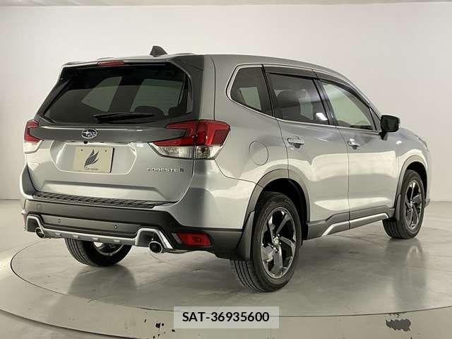 Subaru FORESTER 2022-03 6905270-5